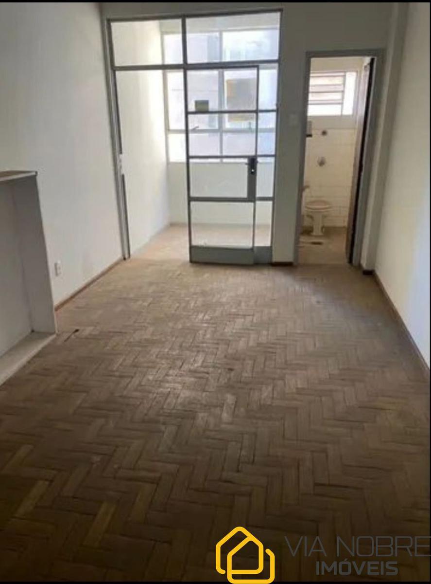 Sala, Centro
