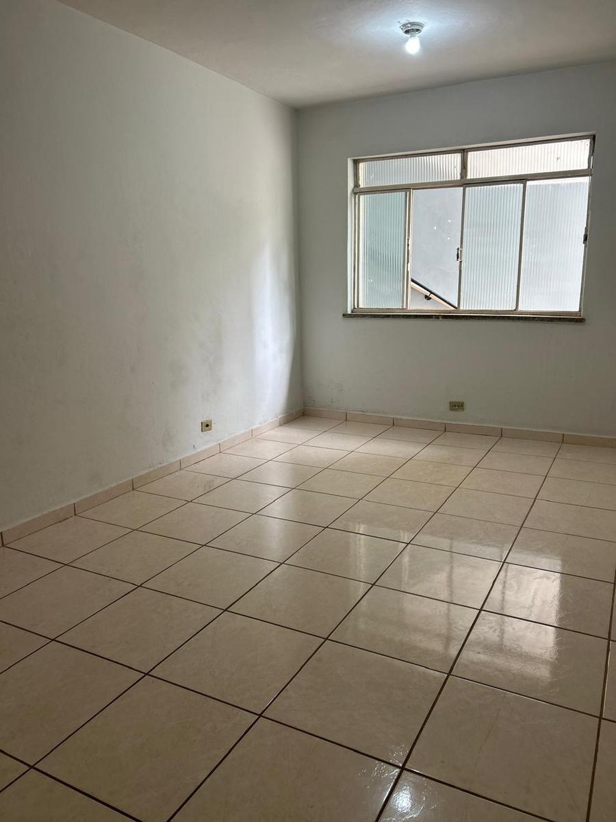 Casa, Centro, 3 Quartos, 0 Vaga, 1 Suíte