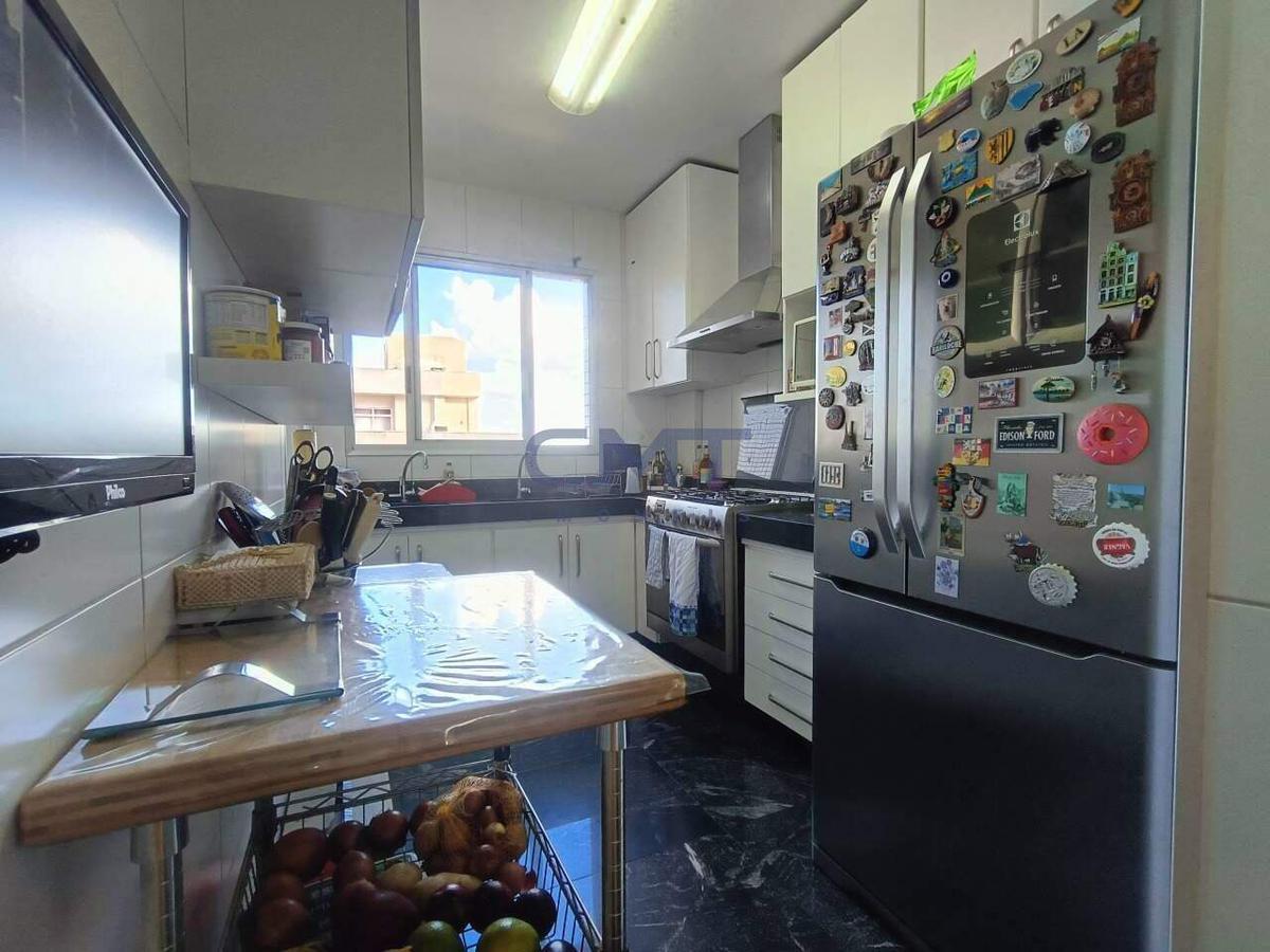 Apartamento, Itapoã, 4 Quartos, 3 Vagas, 1 Suíte