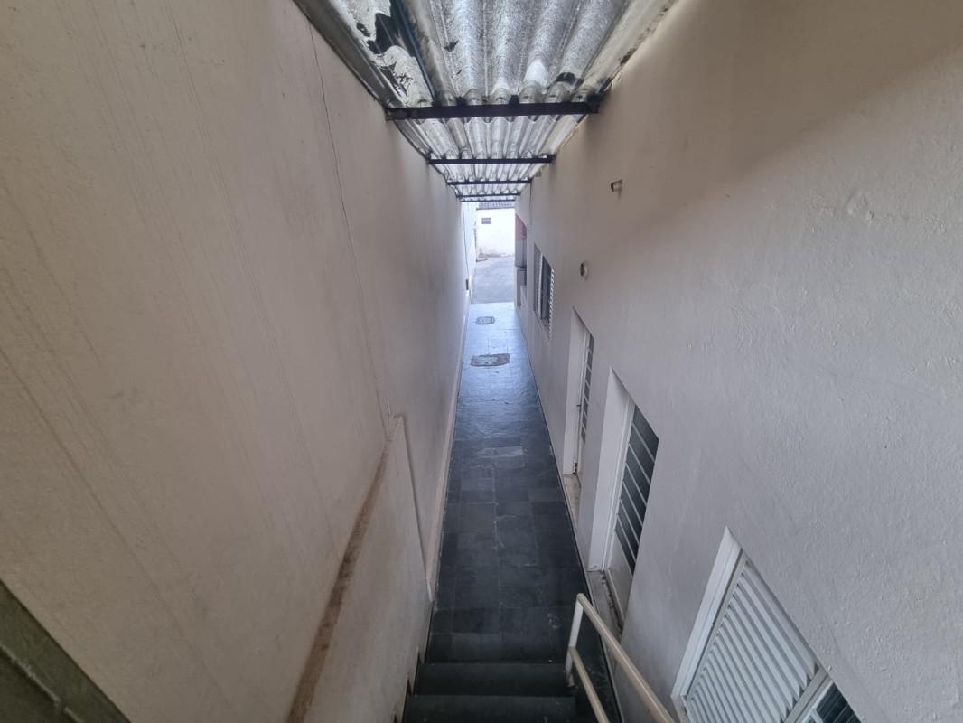 Casa, Santa Cruz Industrial, 4 Quartos, 10 Vagas, 1 Suíte