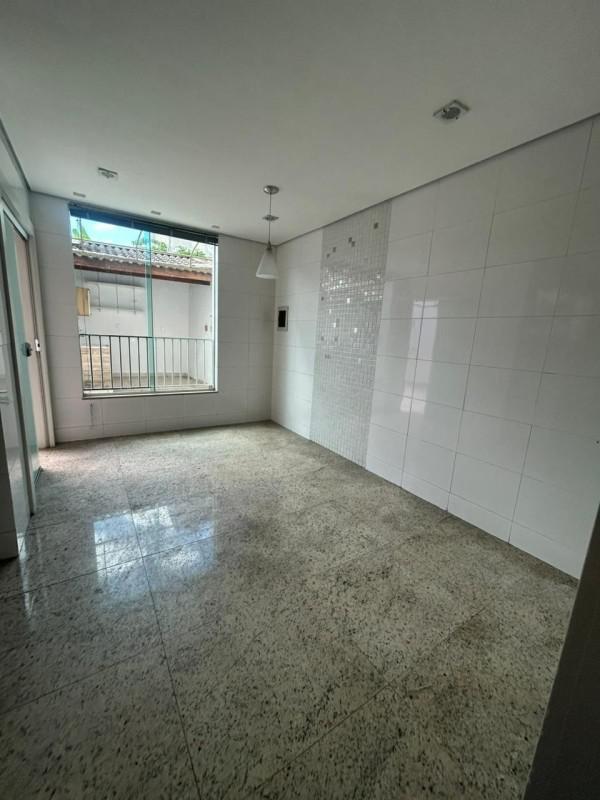 Casa, Centro, 3 Quartos, 3 Vagas, 1 Suíte