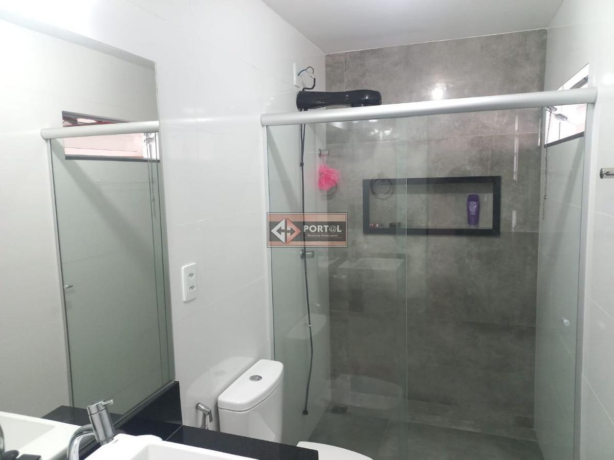 Casa, Vila Clóris, 3 Quartos, 4 Vagas, 1 Suíte