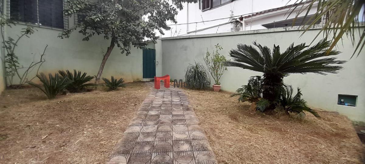 Casa, São Francisco, 4 Quartos, 4 Vagas, 1 Suíte