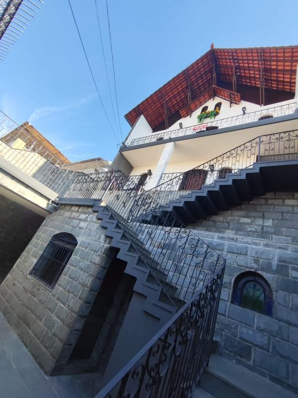 Casa, Caiçaras, 5 Quartos, 3 Vagas, 1 Suíte