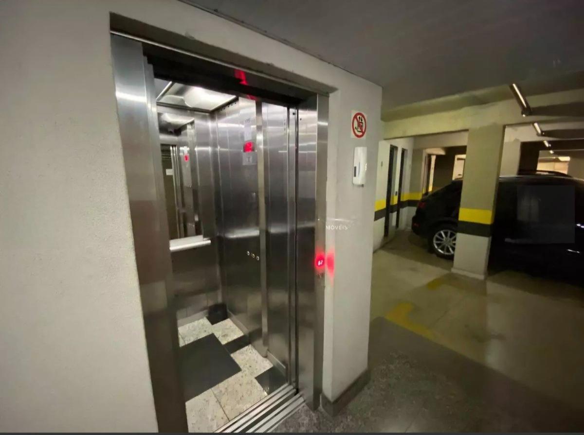 Apartamento, Sagrada Família, 3 Quartos, 1 Vaga, 1 Suíte