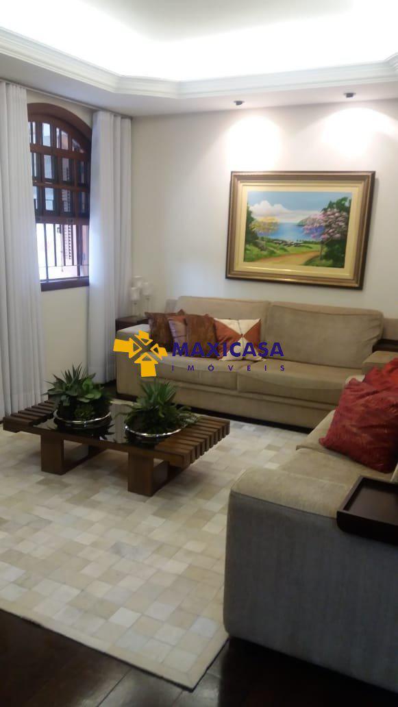 Casa, Caiçaras, 4 Quartos, 3 Vagas, 1 Suíte