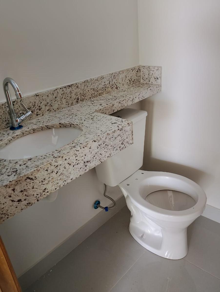 Casa, Piratininga (venda Nova), 2 Quartos, 1 Vaga, 2 Suítes