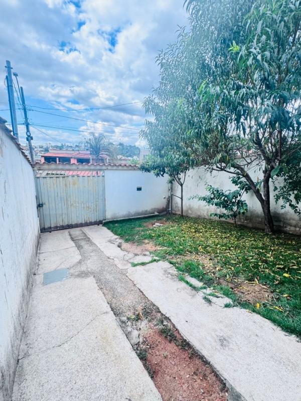 Casa, Masterville, 2 Quartos, 2 Vagas