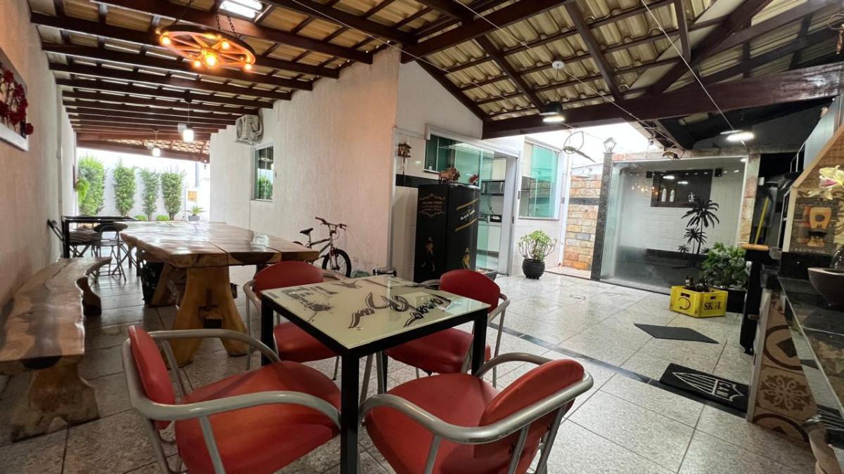 Casa, Guanabara, 3 Quartos, 2 Vagas, 1 Suíte