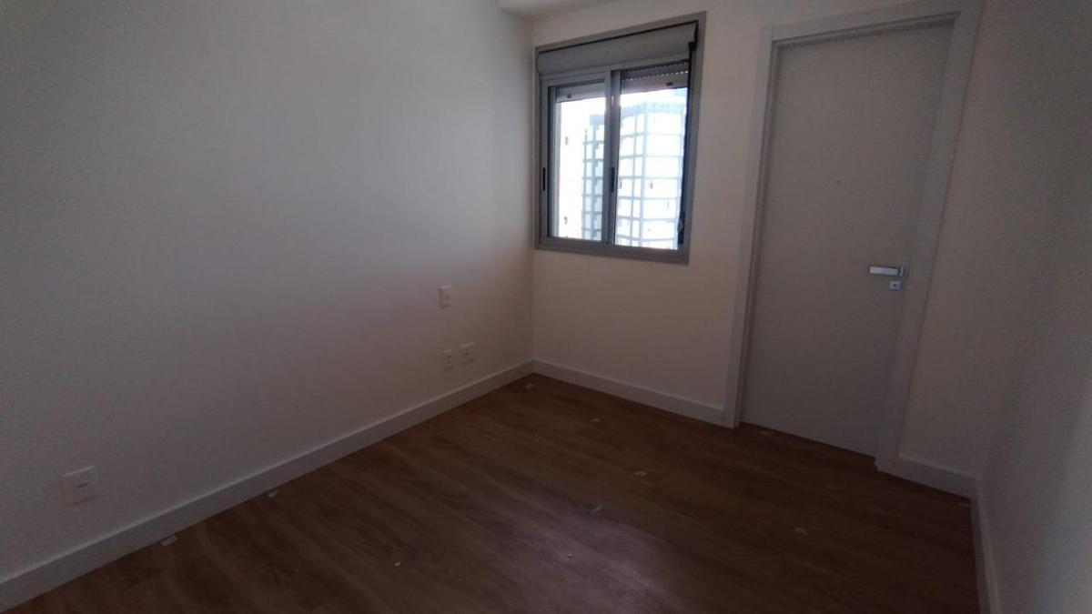 Apartamento, Sagrada Família, 3 Quartos, 2 Vagas, 1 Suíte