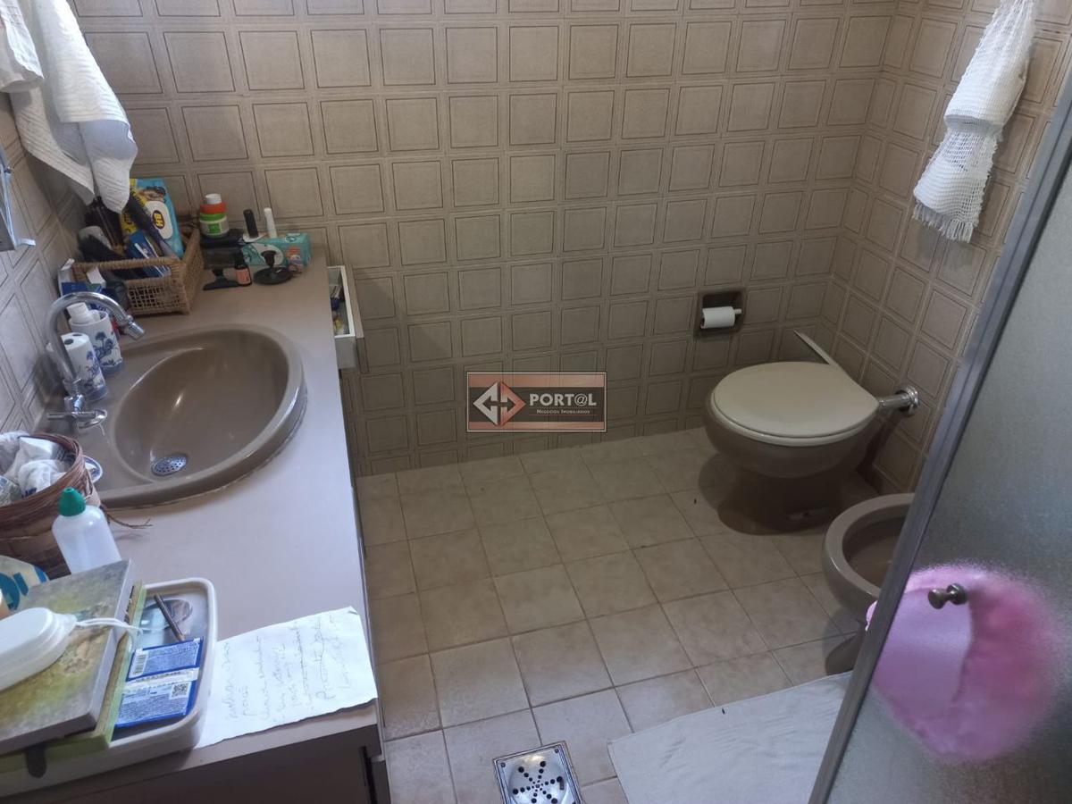Casa, Itapoã, 4 Quartos, 2 Vagas, 1 Suíte