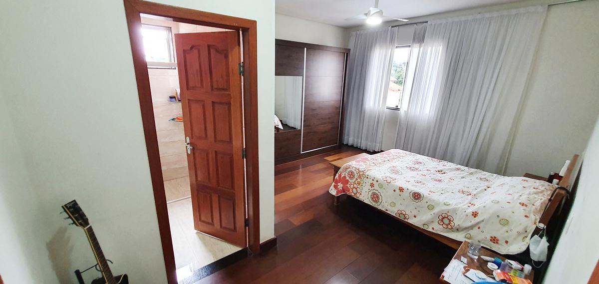 Prédio, Ana Lúcia, 3 Quartos, 2 Vagas, 1 Suíte