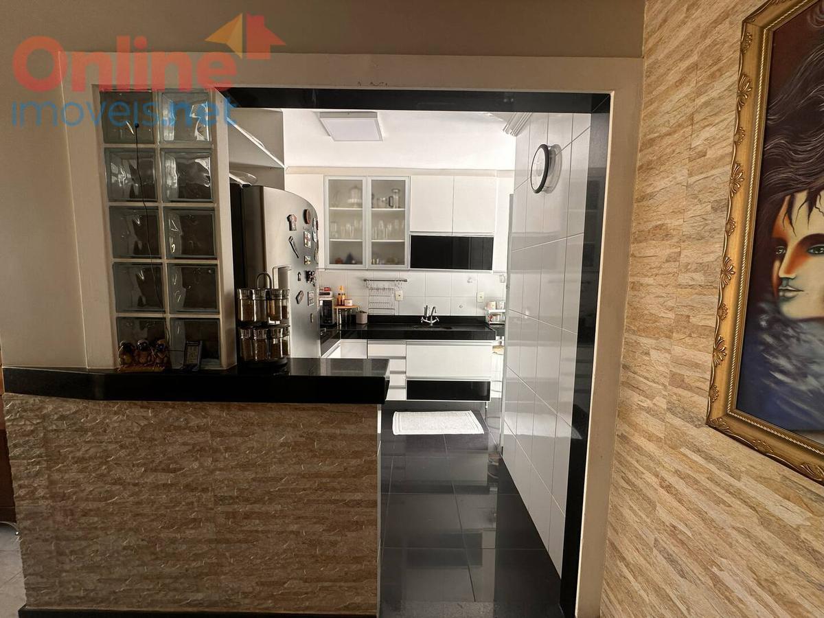 Casa, Fernão Dias, 3 Quartos, 0 Vaga, 1 Suíte