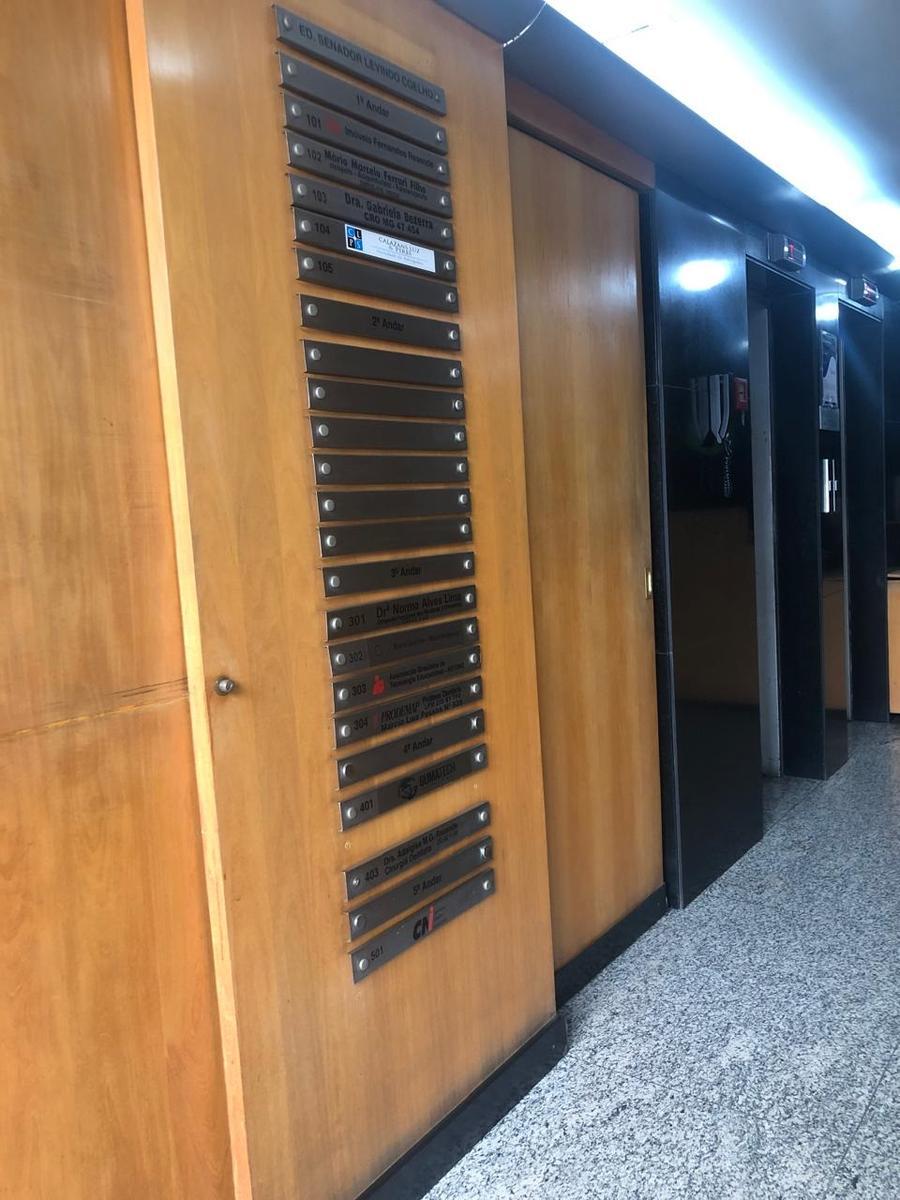 Sala, Funcionários, 0 Vaga