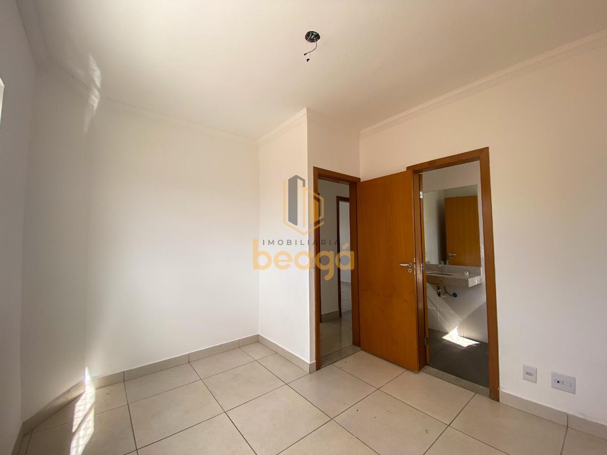 Apartamento, Serrano, 3 Quartos, 2 Vagas, 1 Suíte