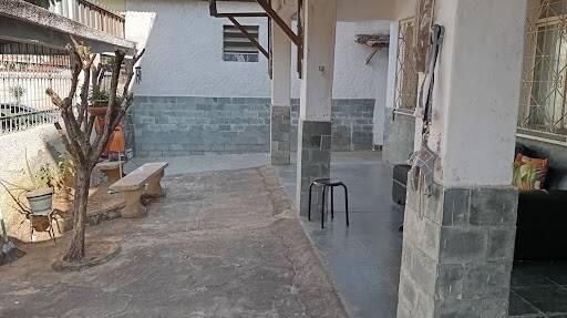 Casa, Quitandinha, 3 Quartos, 4 Vagas, 1 Suíte