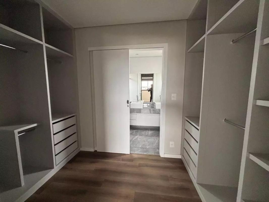 Cobertura, Castelo, 4 Quartos, 0 Vaga, 2 Suítes