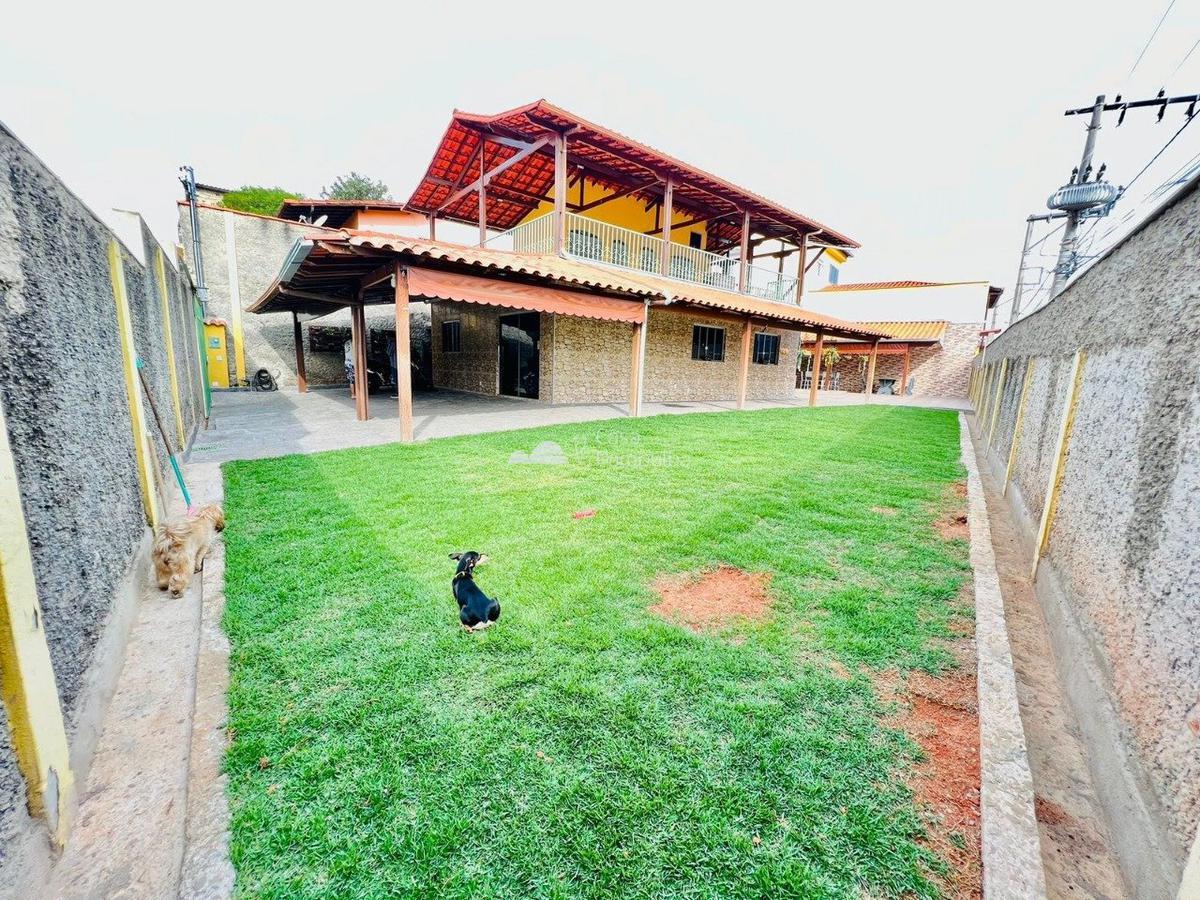 Casa, Jardim dos Comerciários, 5 Quartos, 3 Vagas, 1 Suíte