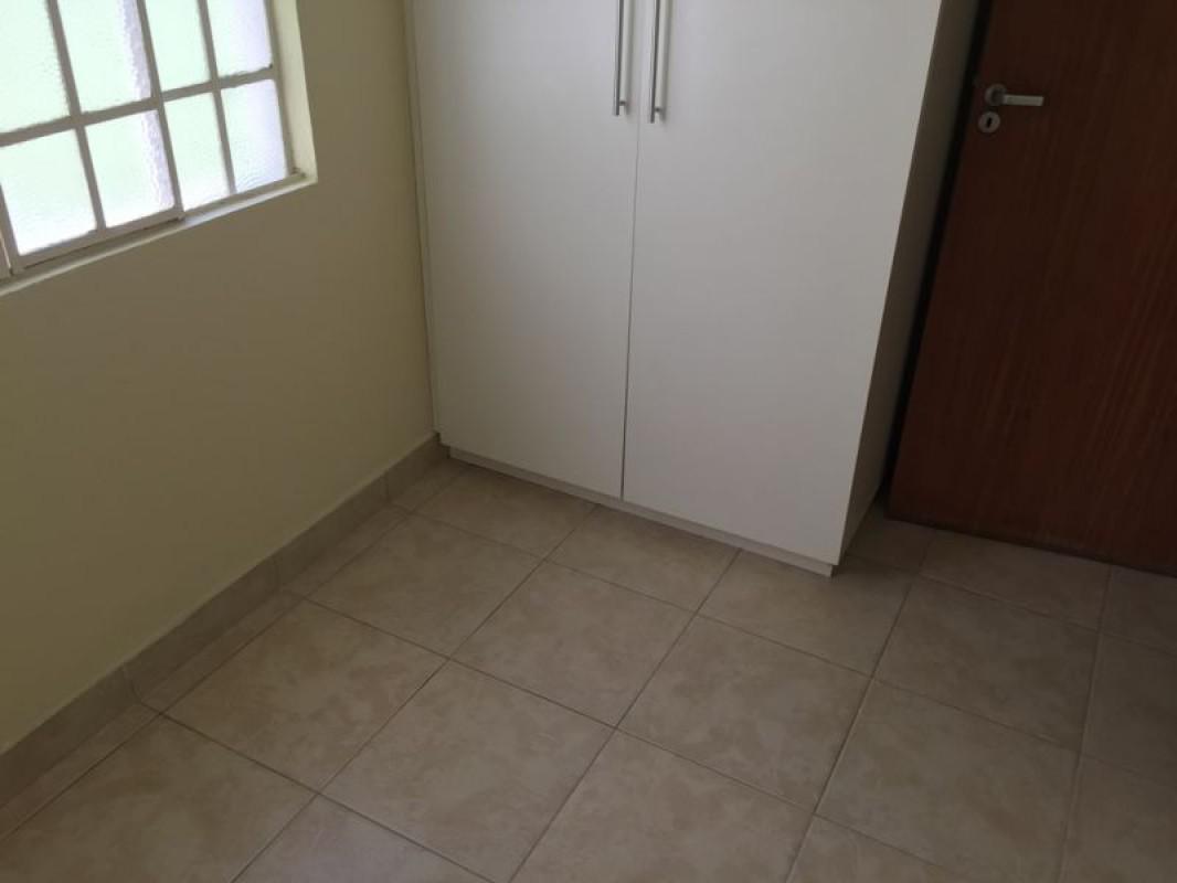 Apartamento, Floresta, 2 Quartos, 0 Vaga