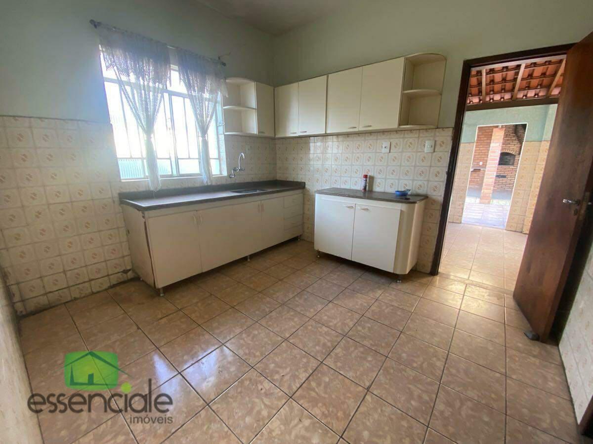 Casa, Jardim Industrial, 5 Quartos, 5 Vagas, 1 Suíte