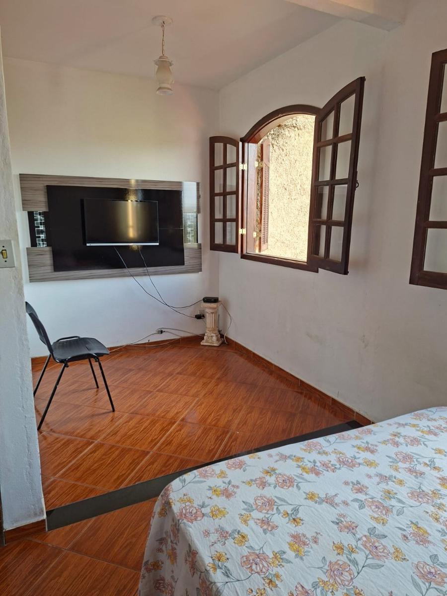 Casa, Casa Branca, 4 Quartos, 3 Vagas, 1 Suíte