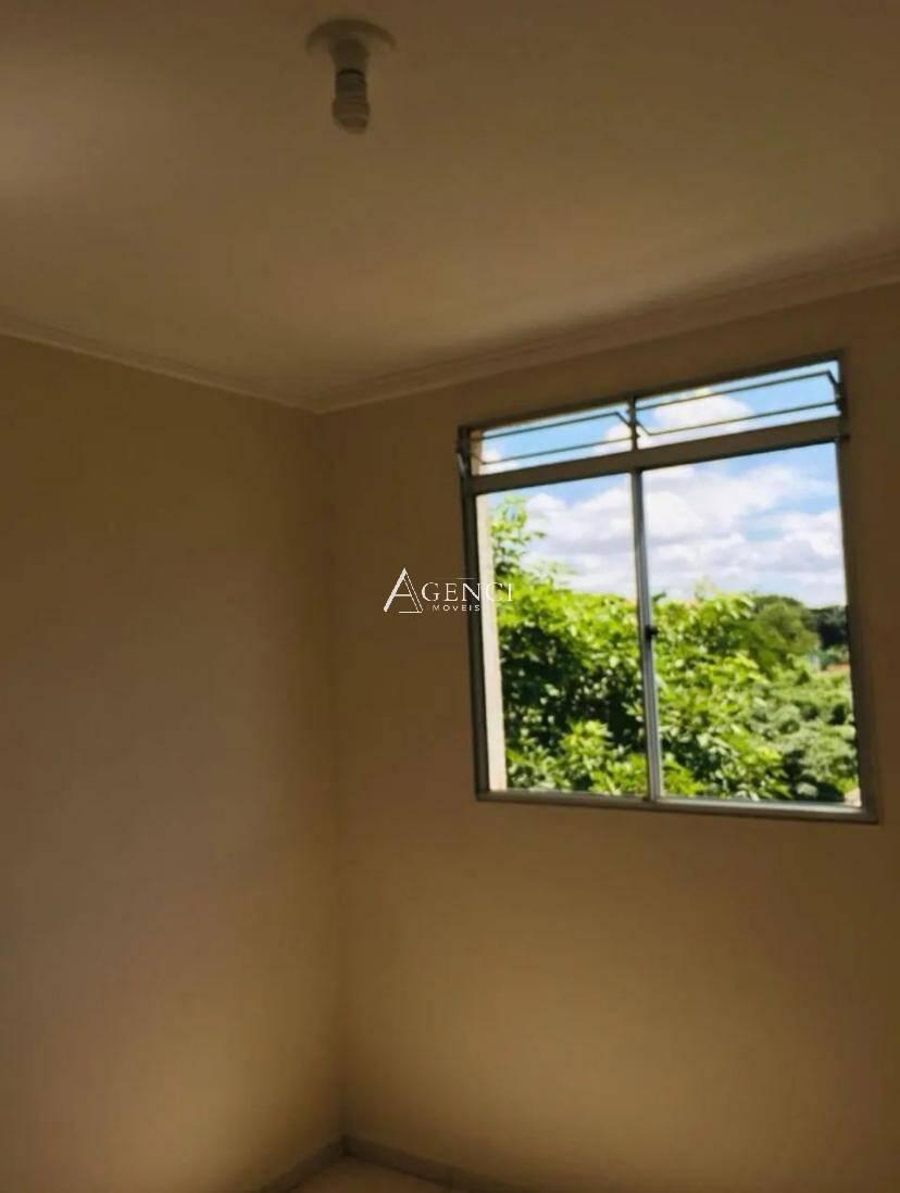 Apartamento, Chácara Cotia, 2 Quartos, 0 Vaga, 0 Suíte