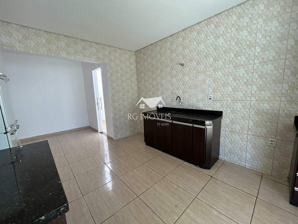 Casa, Novo Progresso, 2 Quartos, 6 Vagas