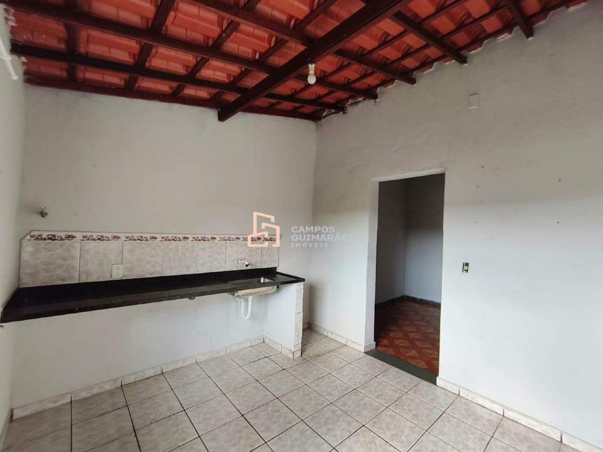 Casa, Independência, 2 Quartos, 1 Vaga