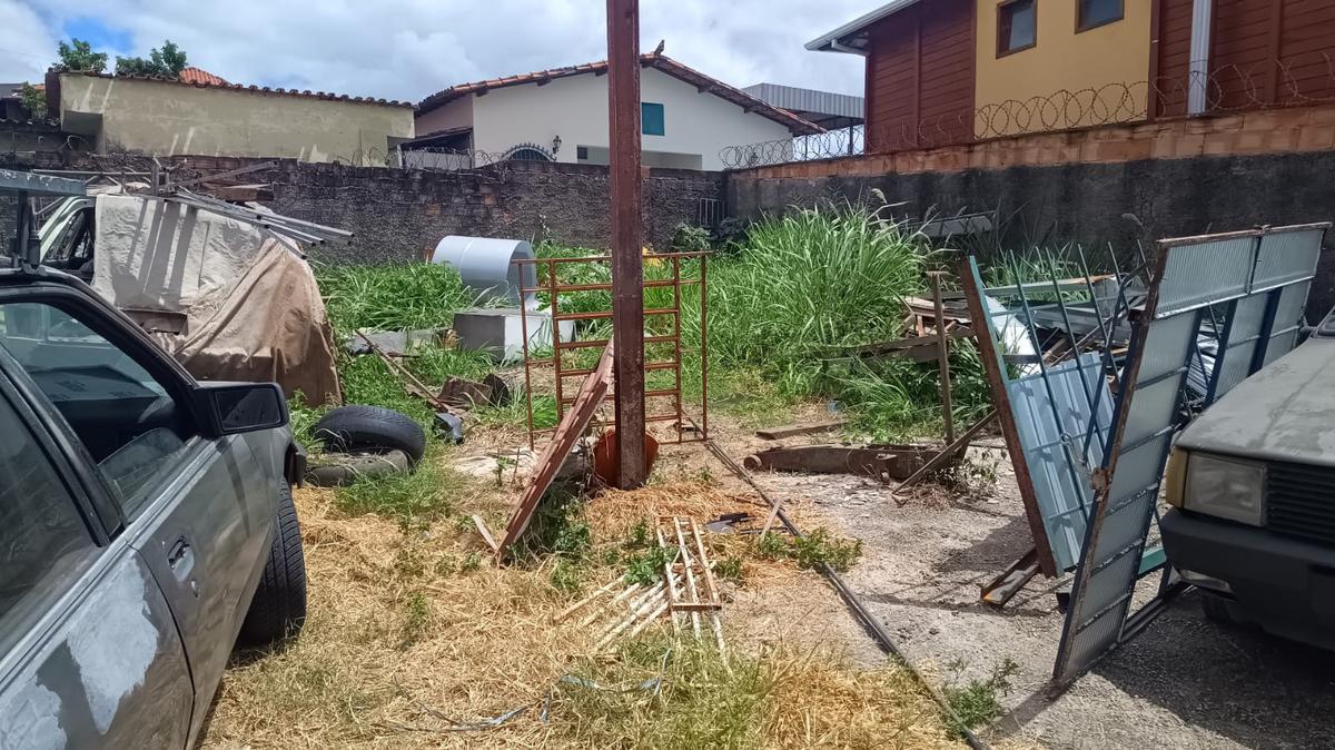 Lote, Coqueiros, 0 Quarto, 10 Vagas