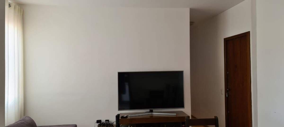 Apartamento, Sagrada Família, 2 Quartos, 1 Vaga