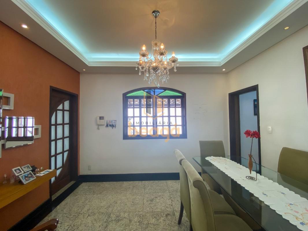 Casa, Parque Xangri-lá, 4 Quartos, 4 Vagas, 2 Suítes