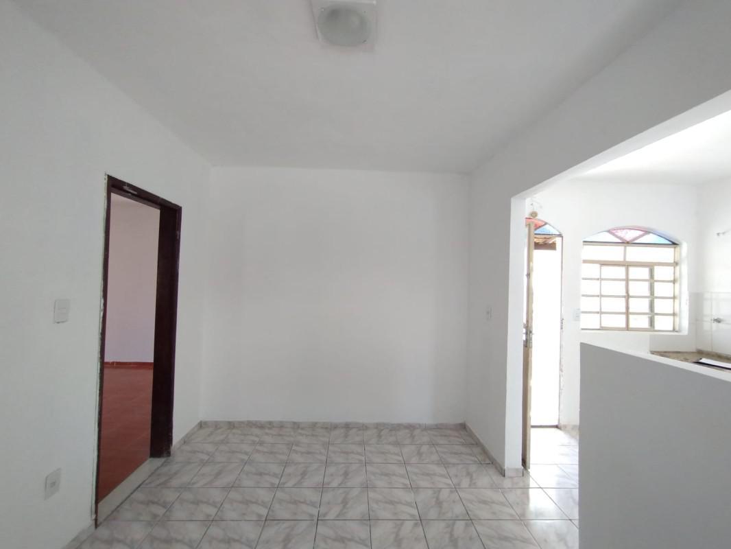 Casa, São Cristóvão, 2 Quartos, 0 Vaga