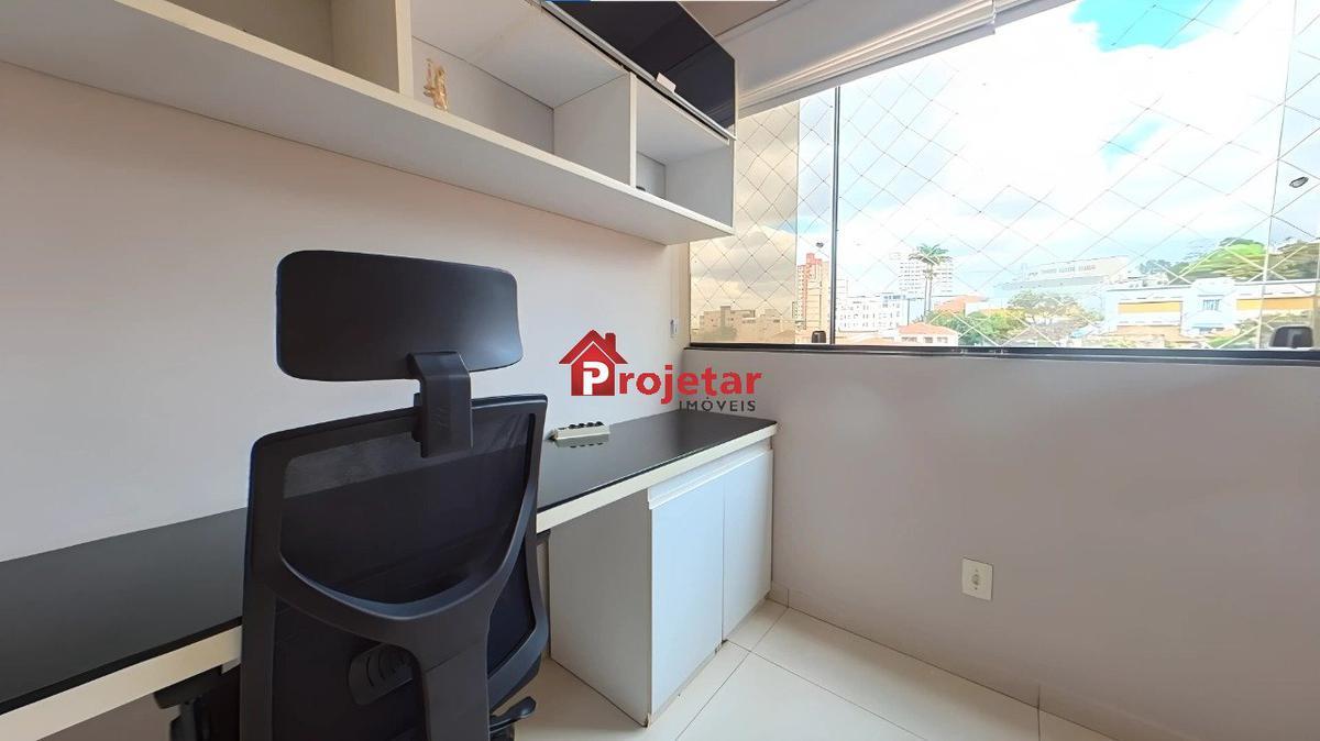 Apartamento, Floresta, 4 Quartos, 3 Vagas, 2 Suítes