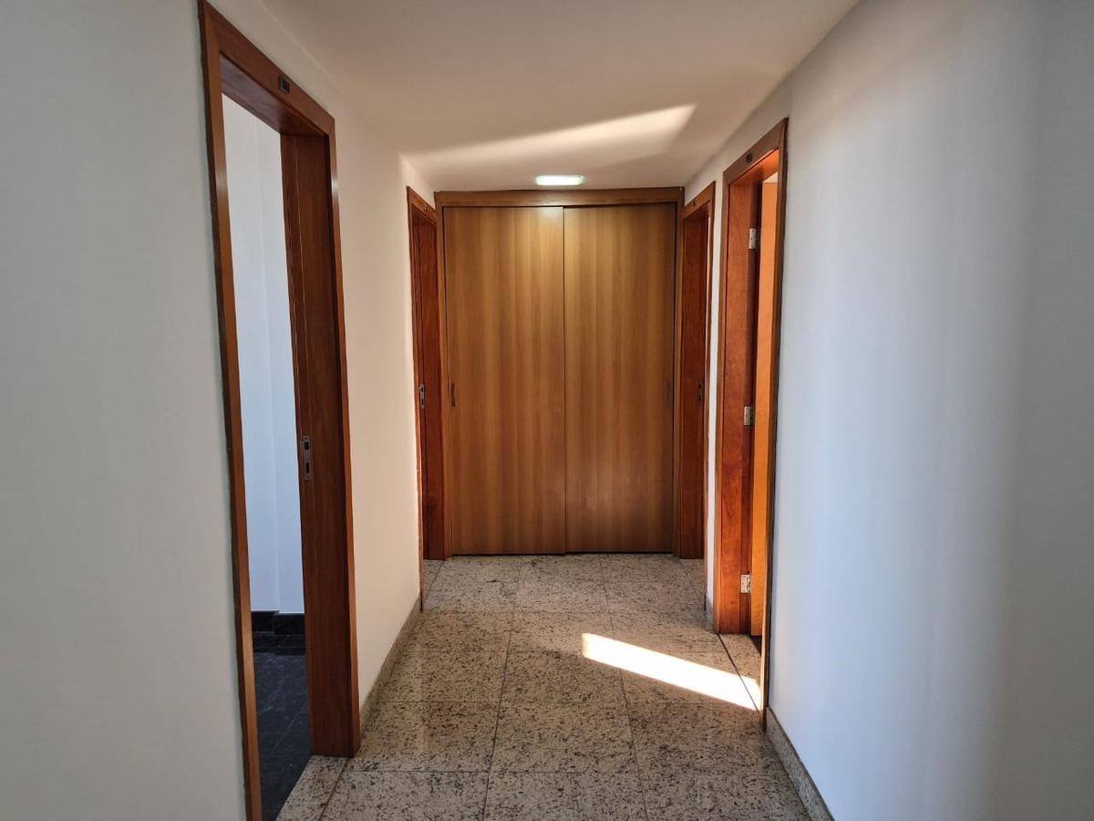 Sala, São Bento, 0 Quarto, 2 Vagas