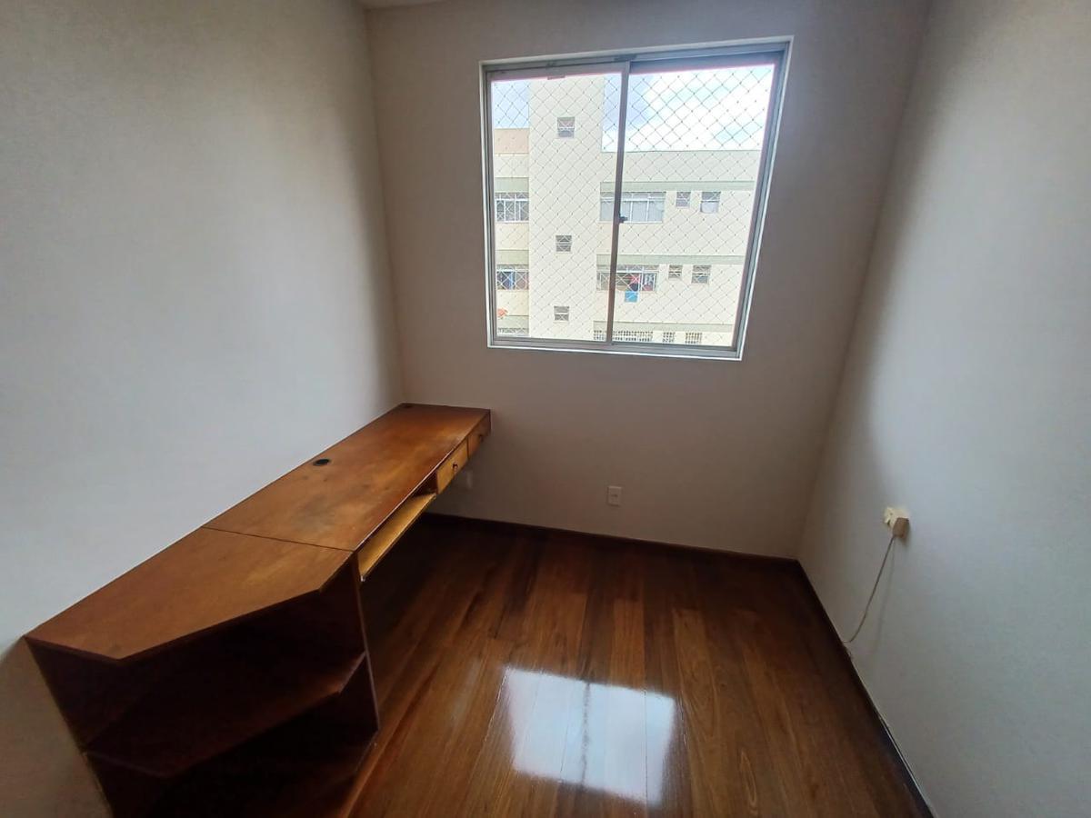 Apartamento, Sagrada Família, 3 Quartos, 2 Vagas, 1 Suíte
