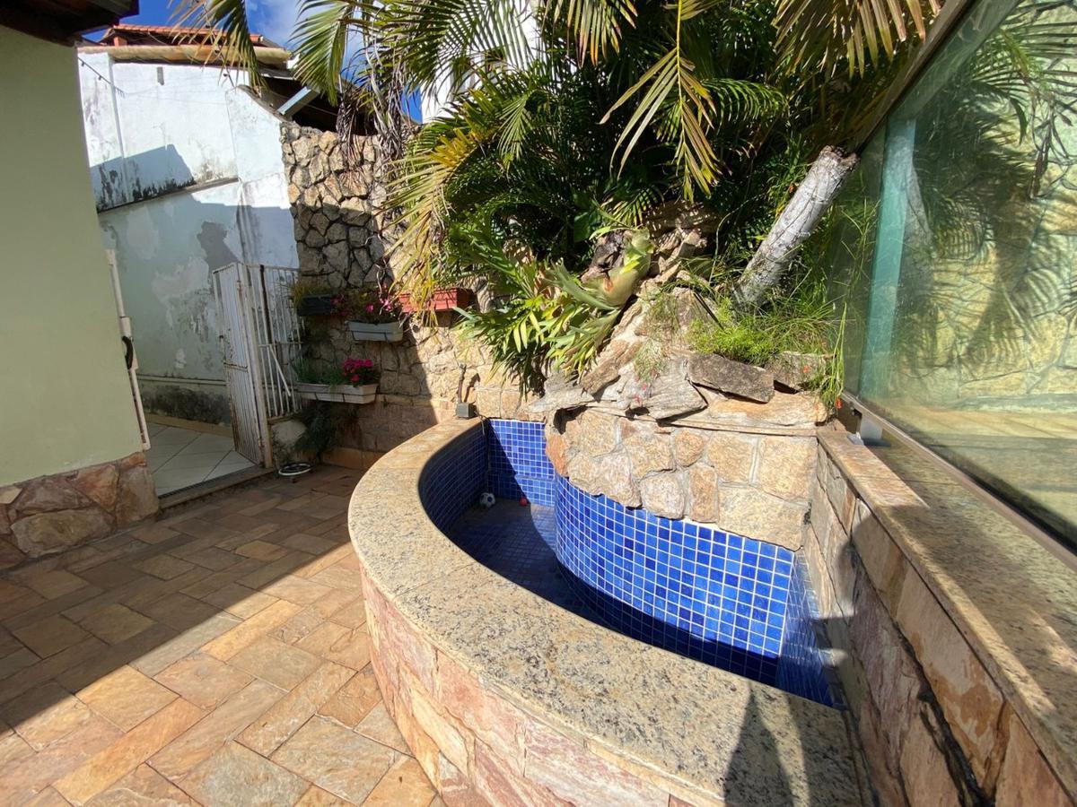 Casa, João Pinheiro, 4 Quartos, 2 Vagas, 1 Suíte