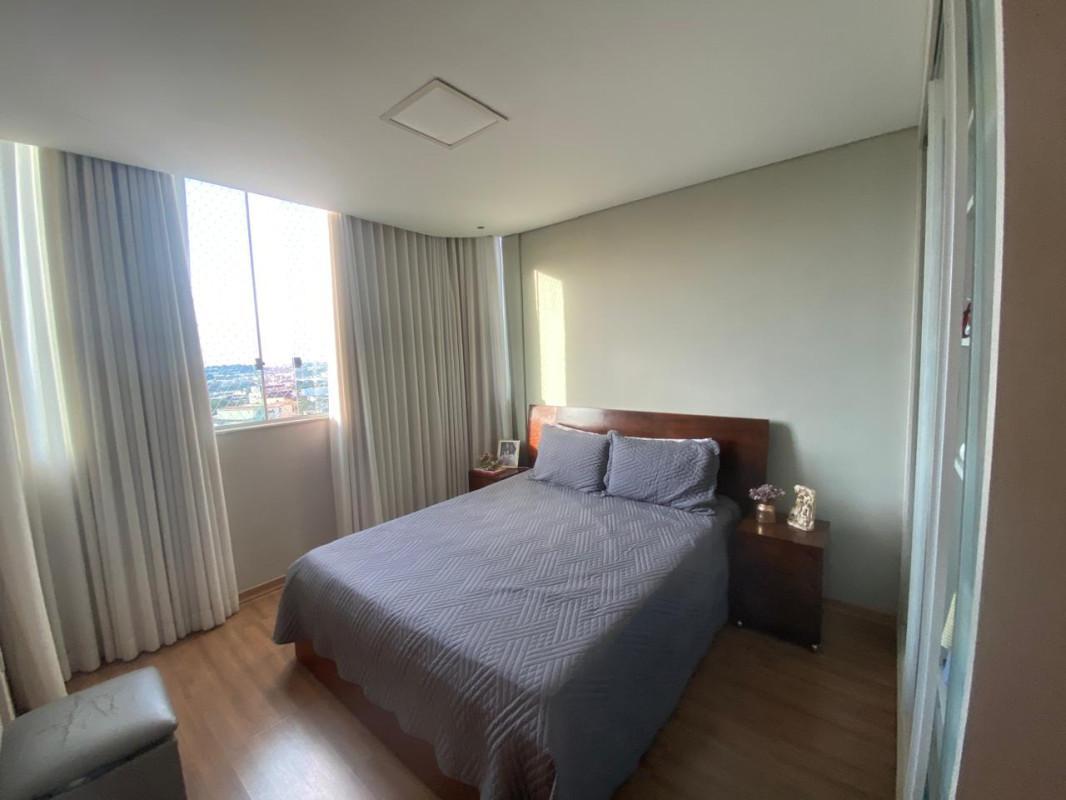 Cobertura, Jardim Industrial, 3 Quartos, 4 Vagas, 1 Suíte