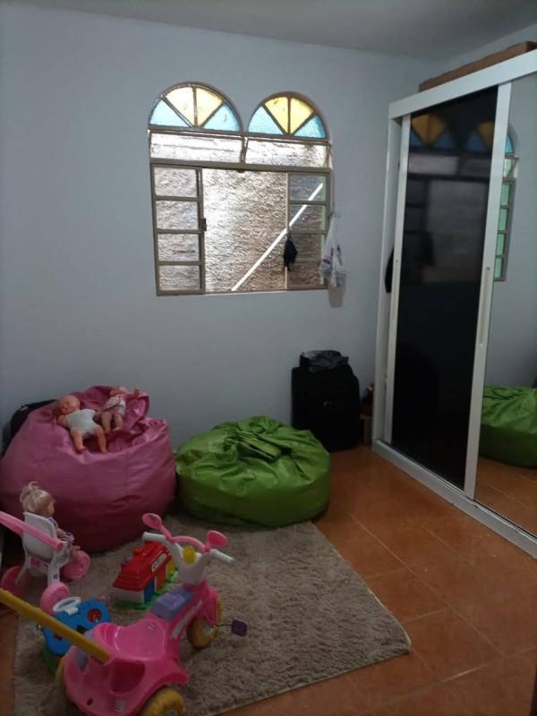 Casa, Rosimeire (justinópolis), 5 Quartos, 5 Vagas, 2 Suítes