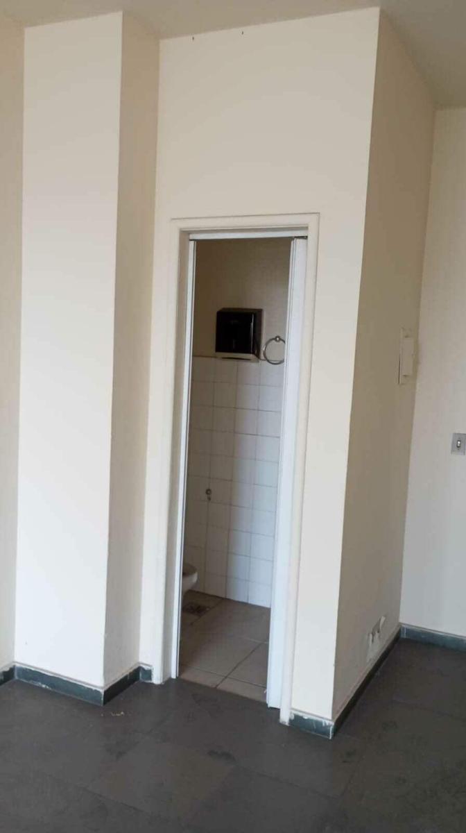 Sala, Nova Suíssa, 0 Quarto, 0 Vaga