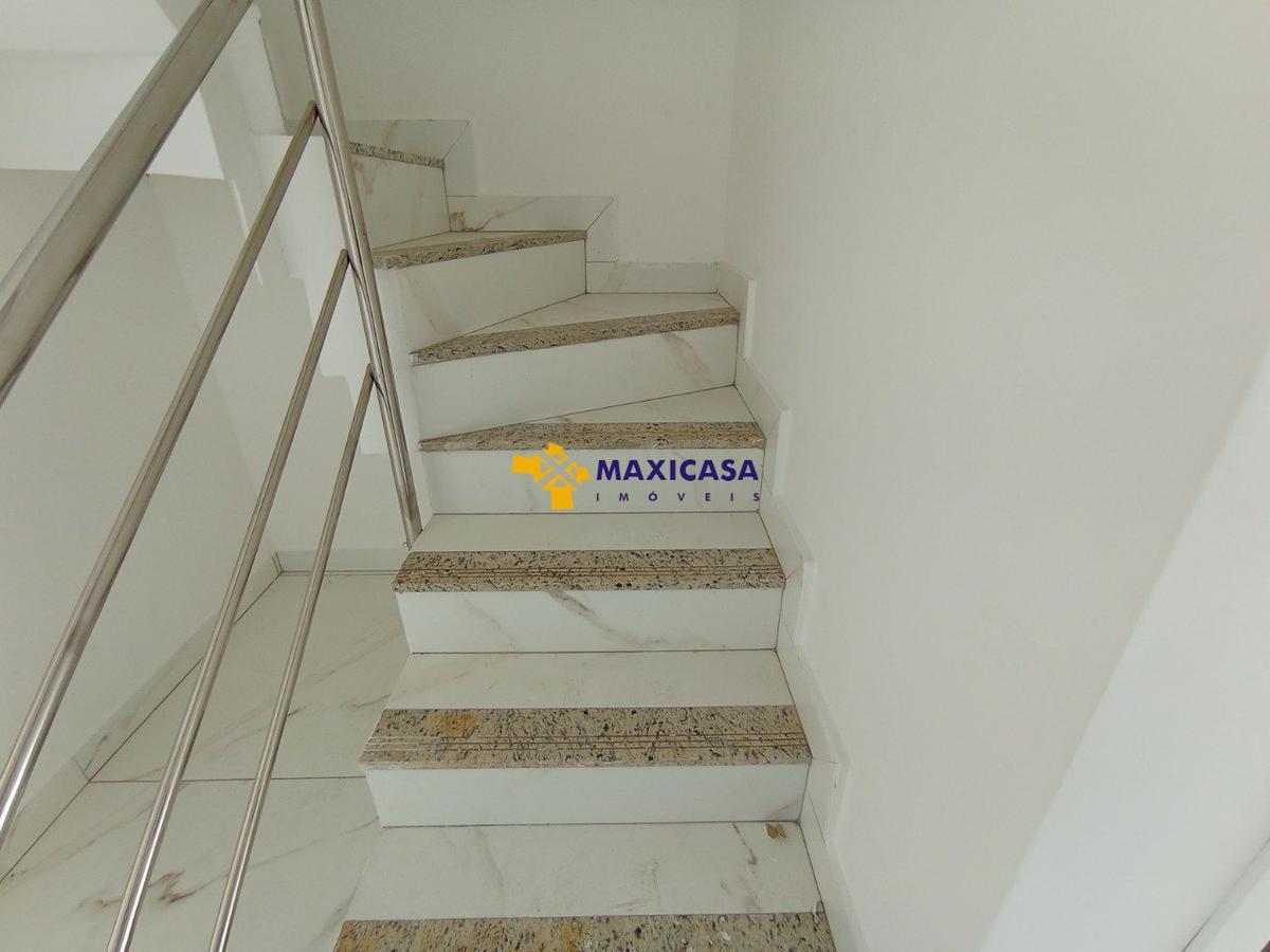 Casa, Santa Branca, 2 Quartos, 2 Vagas, 2 Suítes