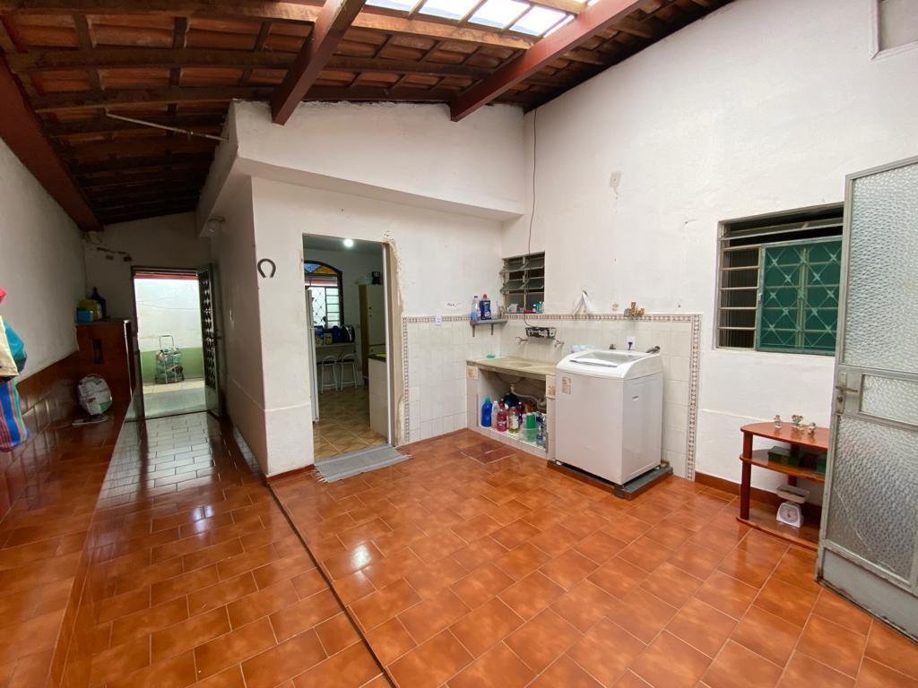 Casa, Alípio de Melo, 2 Quartos, 0 Vaga