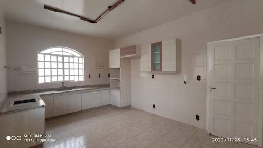 Casa, Santo Elói, 4 Quartos, 2 Vagas, 1 Suíte