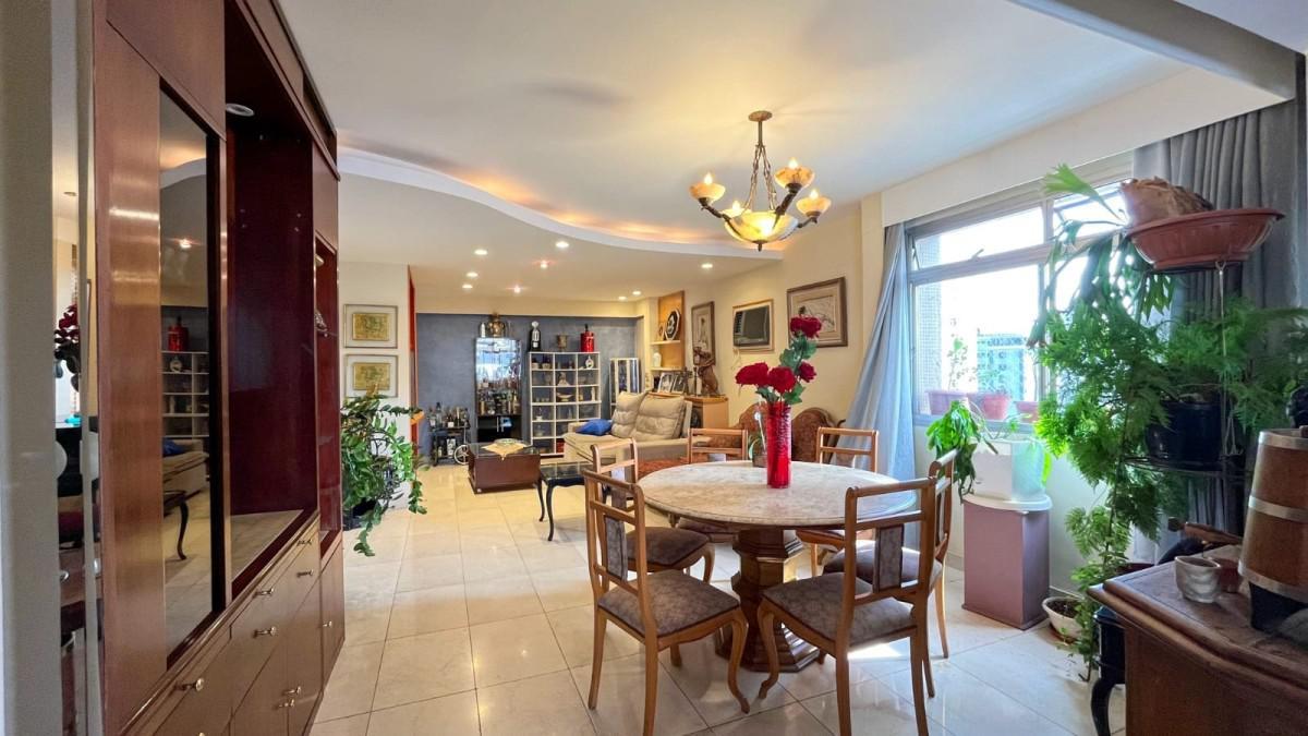 Apartamento, Funcionários, 4 Quartos, 2 Vagas, 1 Suíte