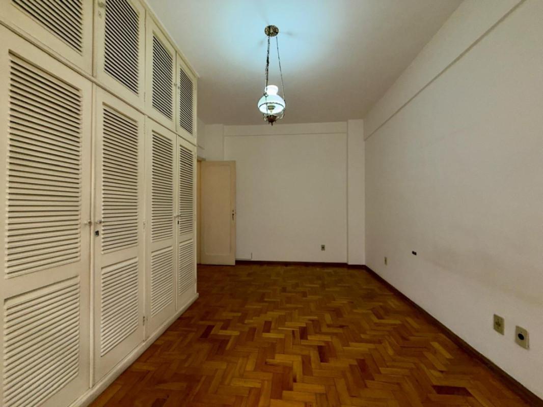 Apartamento, Centro, 2 Quartos, 0 Vaga