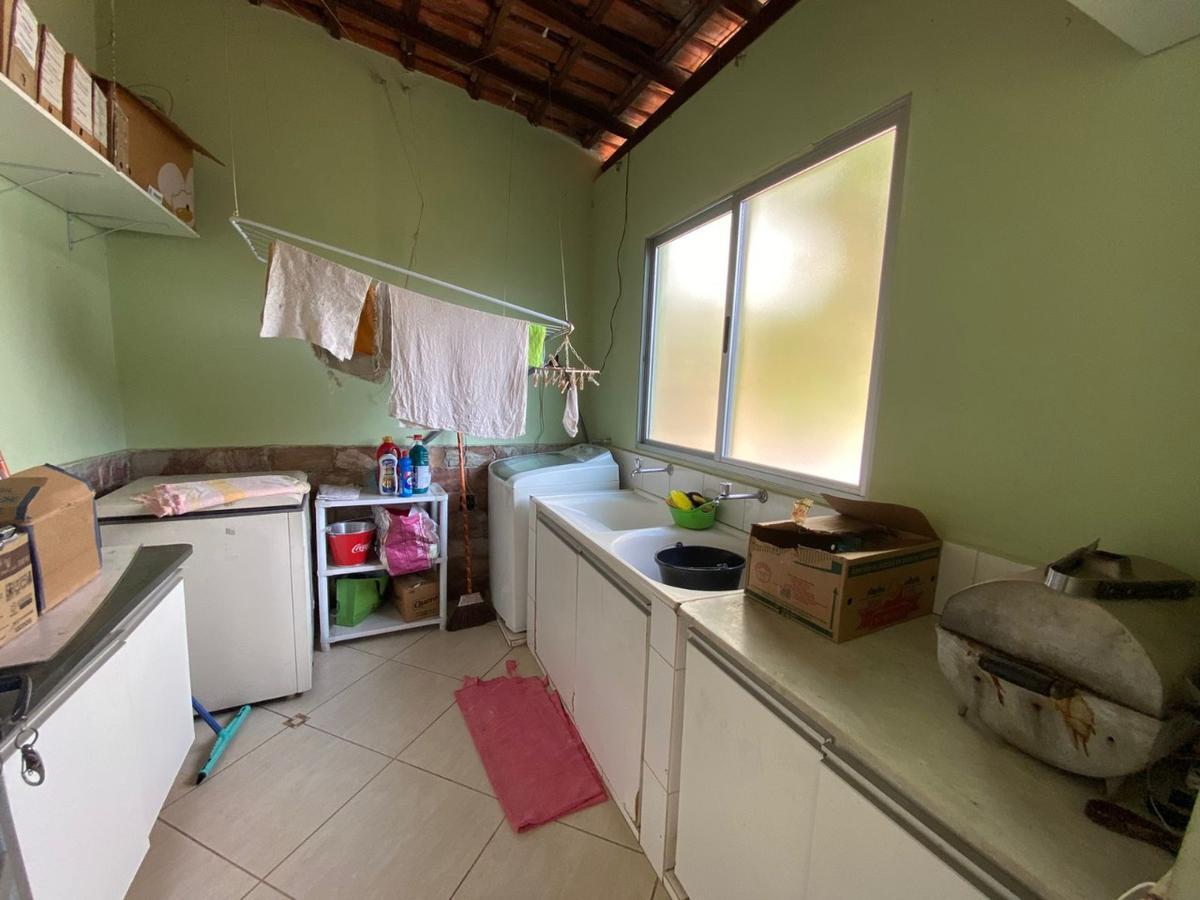 Casa, João Pinheiro, 4 Quartos, 2 Vagas, 1 Suíte