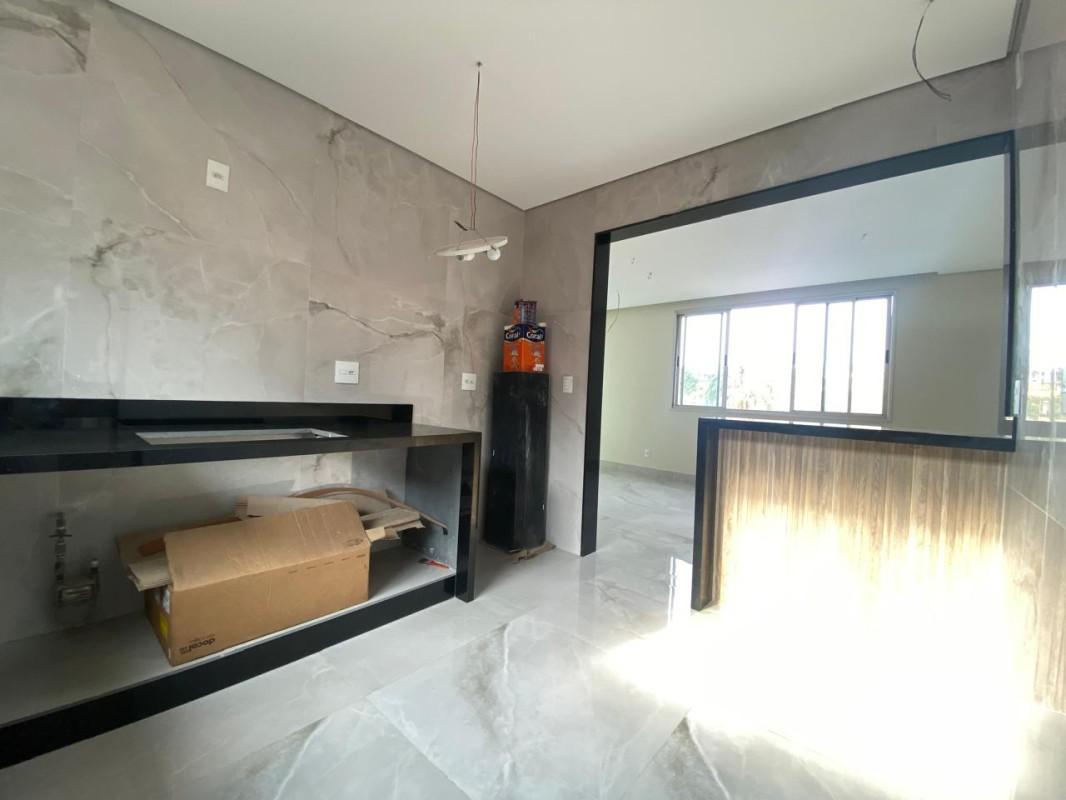 Apartamento, Barreiro, 3 Quartos, 2 Vagas, 1 Suíte