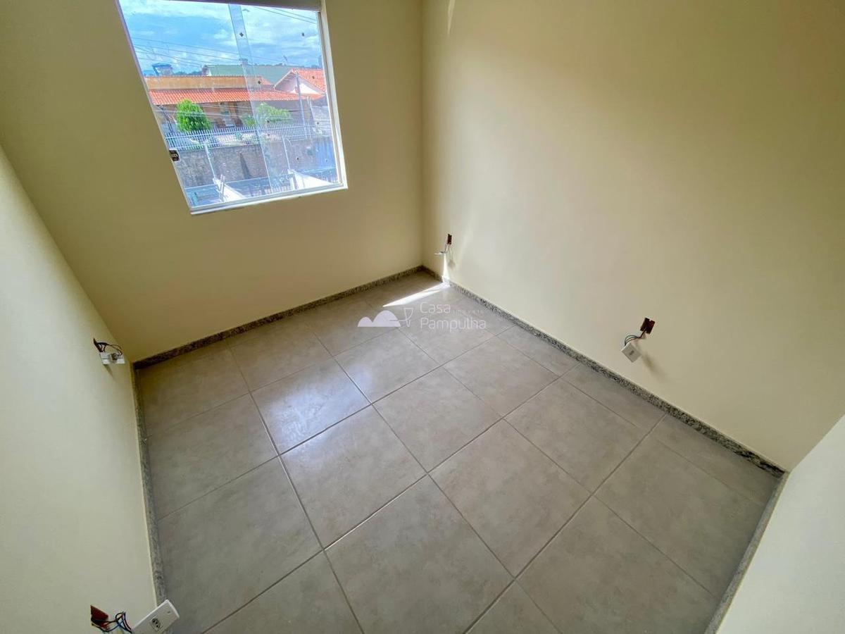 Casa, Jardim dos Comerciários, 2 Quartos, 3 Vagas