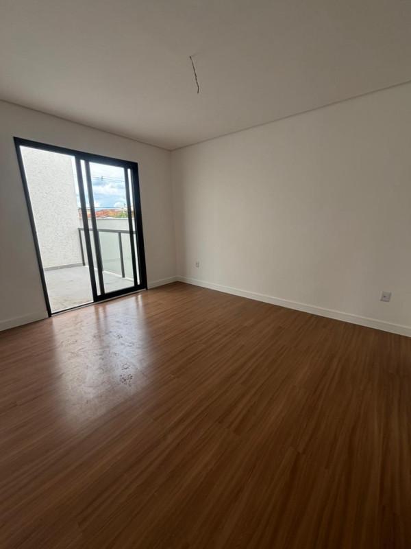 Casa, Planalto, 3 Quartos, 3 Vagas, 2 Suítes