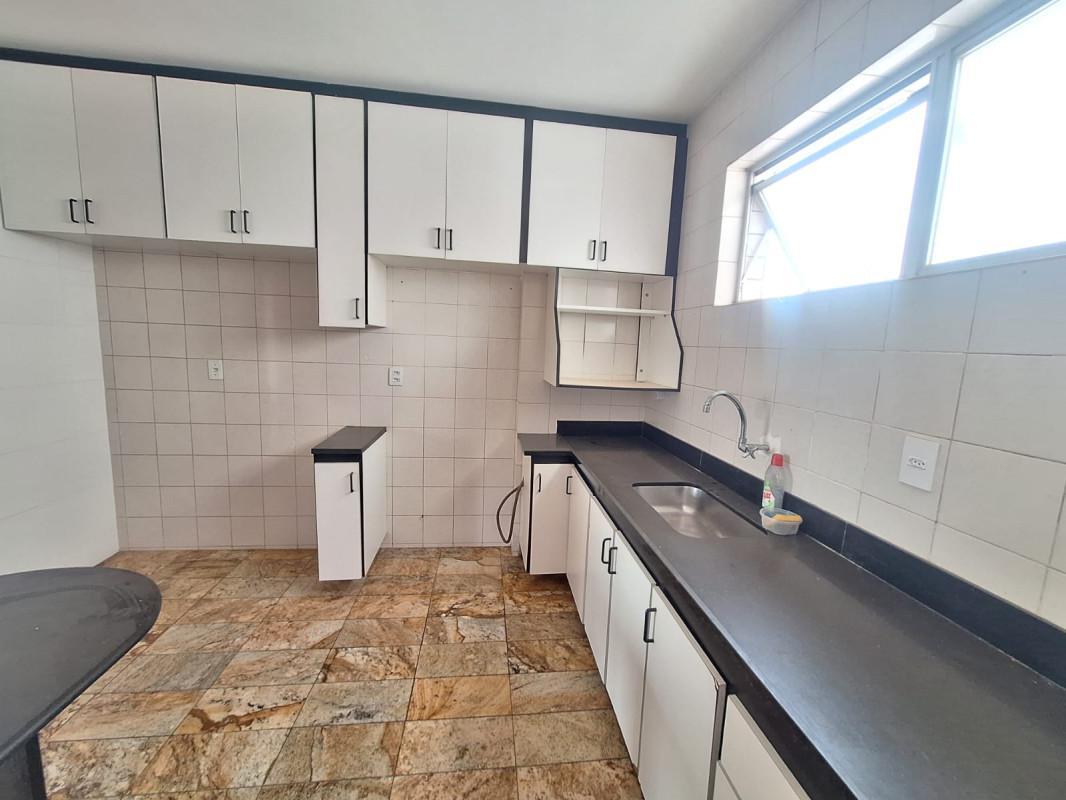 Apartamento, Colégio Batista, 4 Quartos, 2 Vagas, 1 Suíte