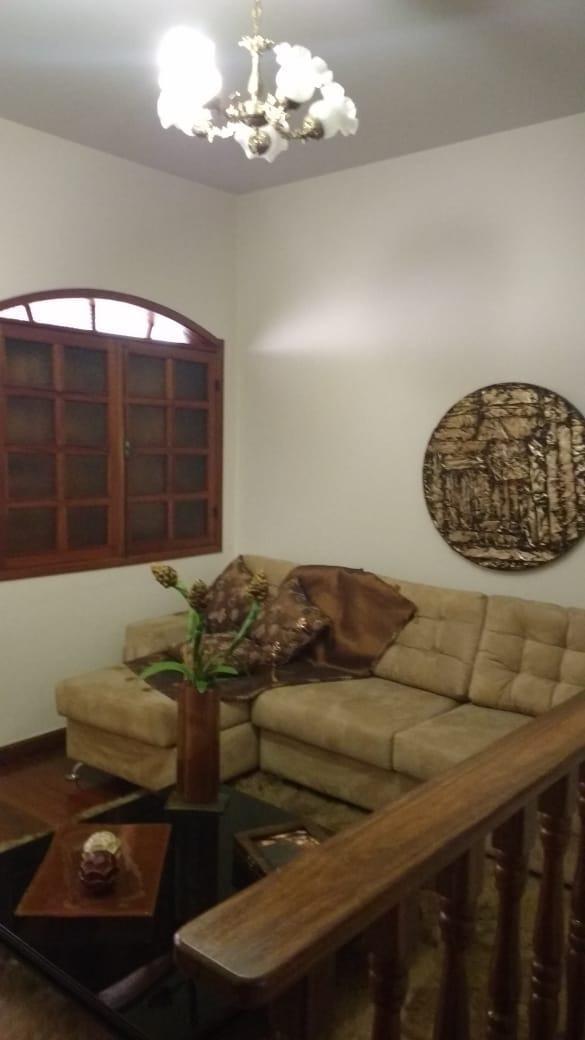 Casa, Madre Gertrudes, 4 Quartos, 4 Vagas, 1 Suíte